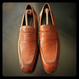 Men's brown leather loafers